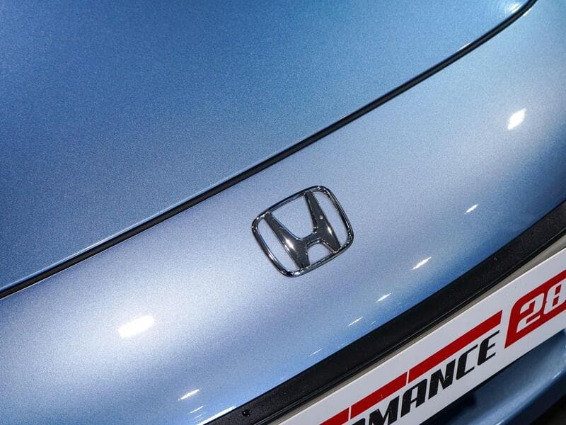2004 Honda S2000 - Thumbnail 53