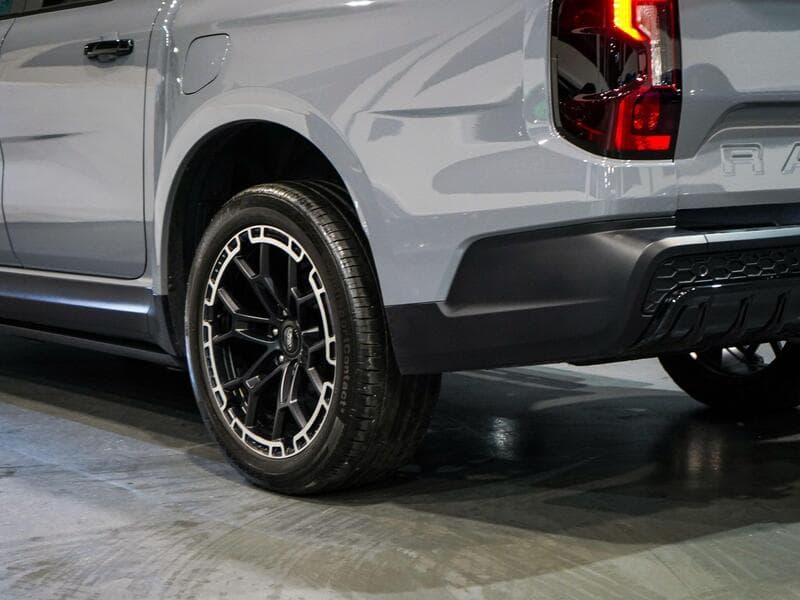 2025 Ford Ranger - Thumbnail 18