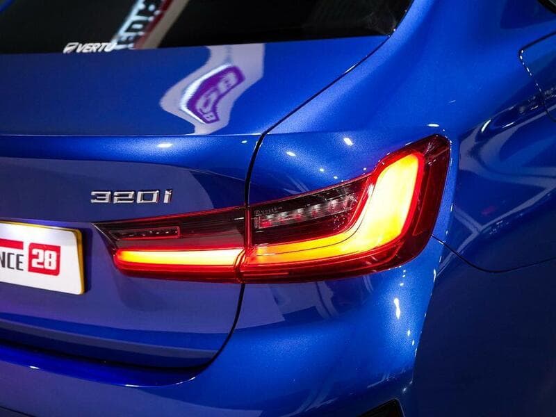 2023 BMW 3 Series - Thumbnail 39