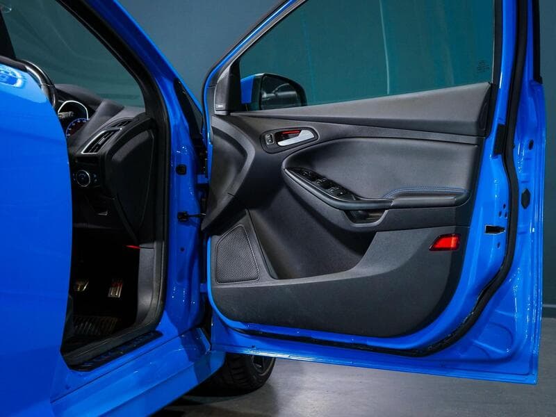 2017 Ford Focus - Thumbnail 20