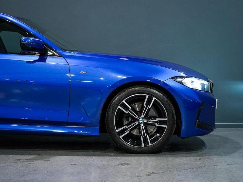 2023 BMW 3 Series - Thumbnail 10