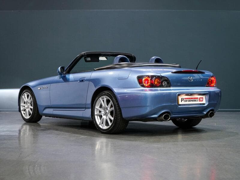 2004 Honda S2000 - Thumbnail 4