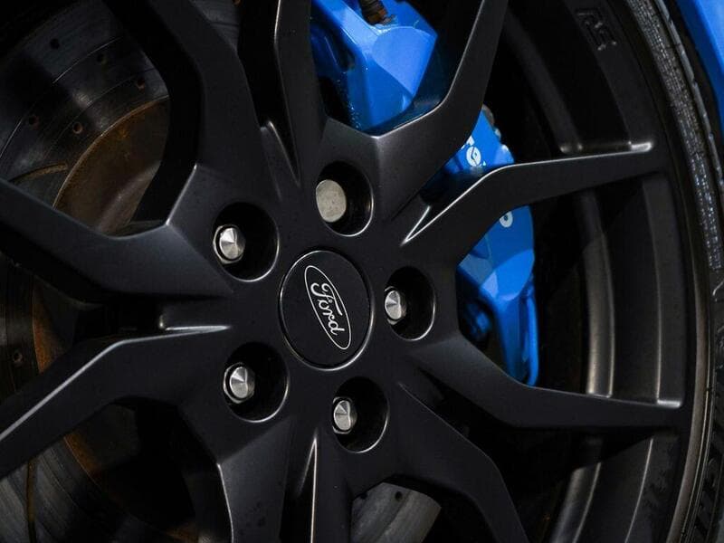 2016 Ford Focus - Thumbnail 29