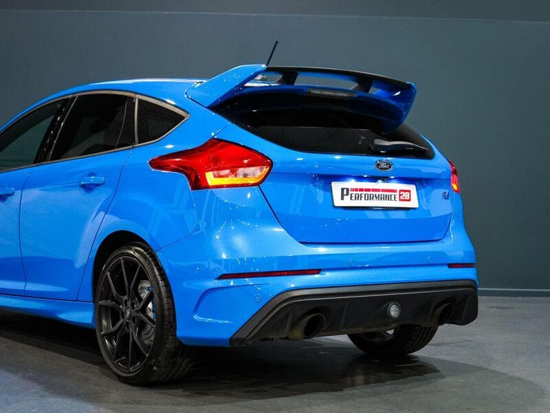 2017 Ford Focus - Thumbnail 10