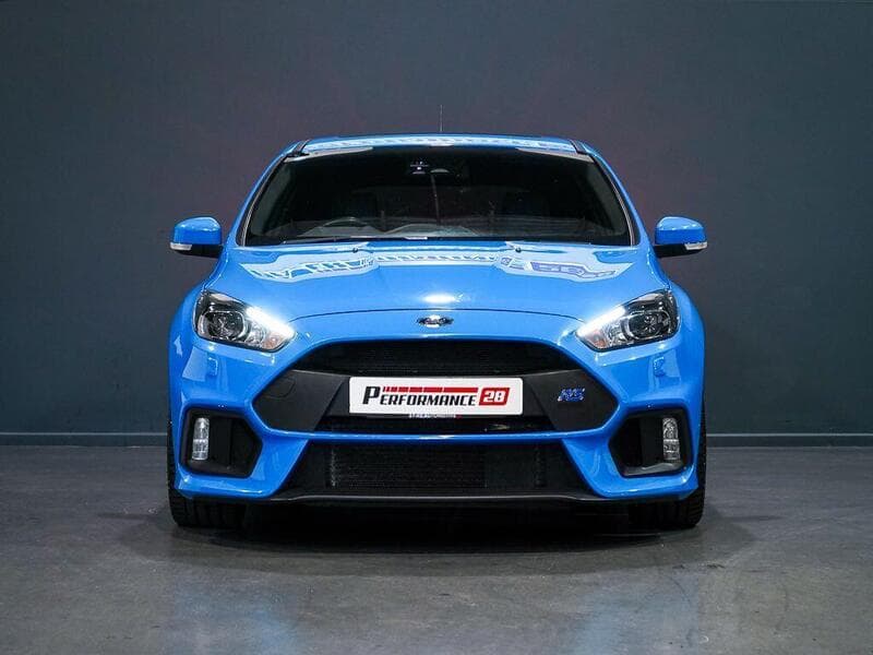 2016 Ford Focus - Thumbnail 3