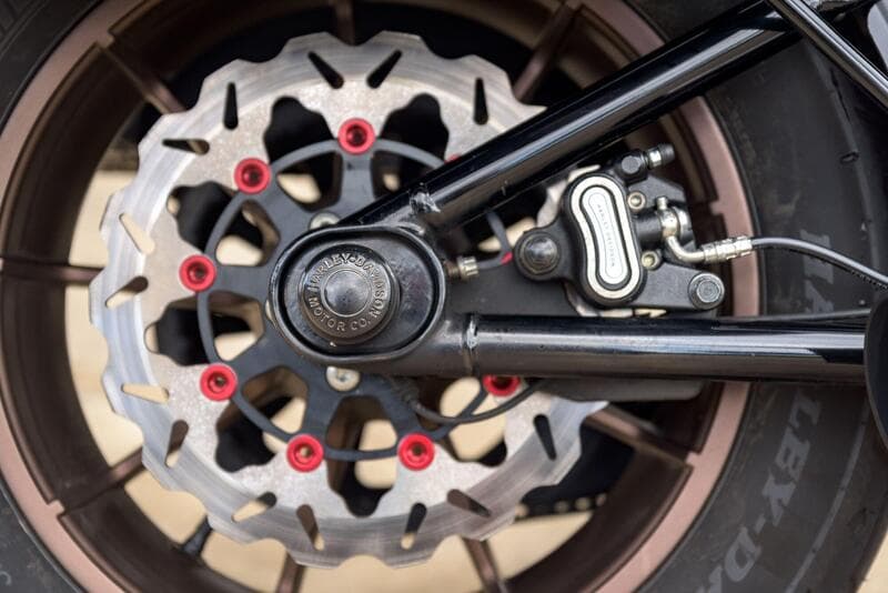 2022 Harley-Davidson Softail - Thumbnail 43