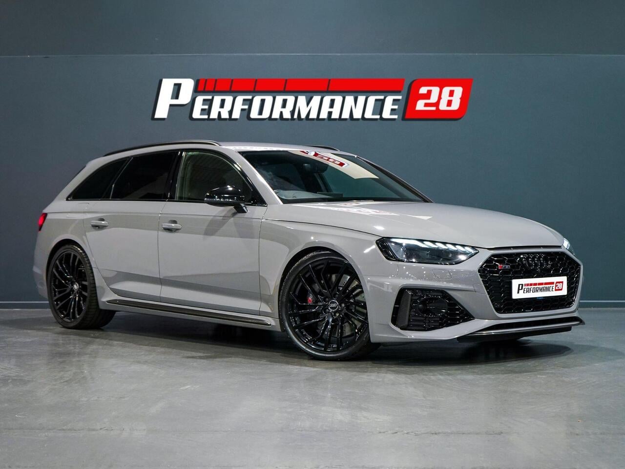 2020 Audi RS4 Avant